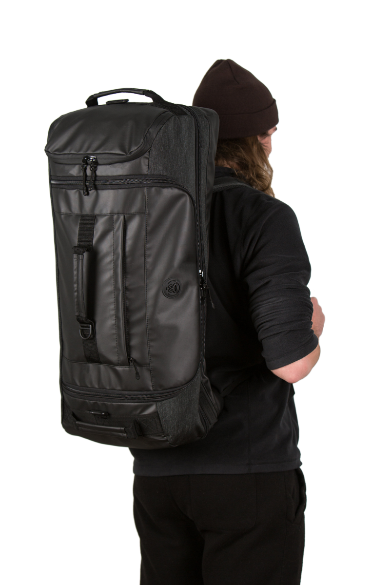 retreat duffel pack back man