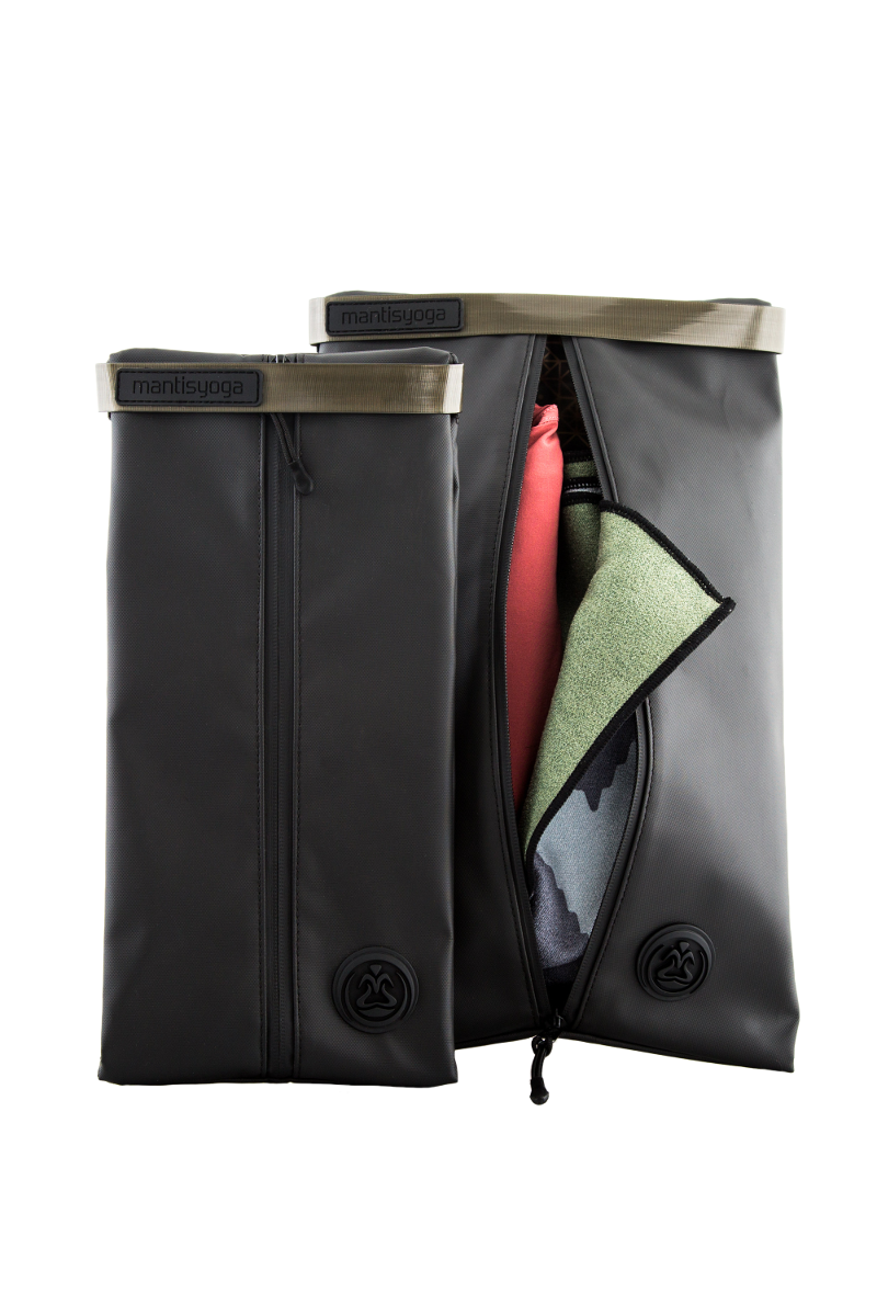 savasana sleeve medium open and closed